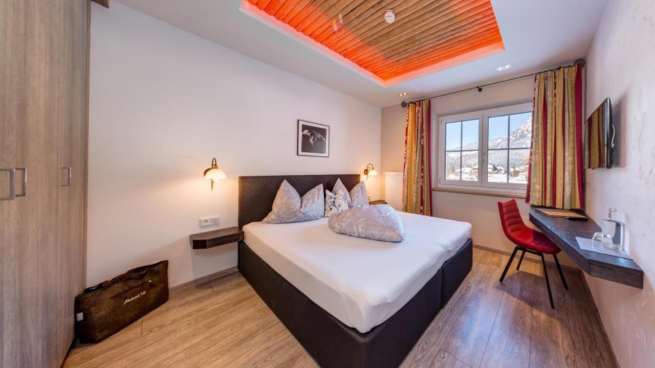Almhotel Told Hotel