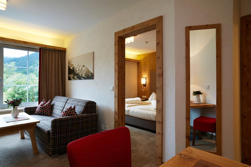 Almhotel Told Hotel Grän
